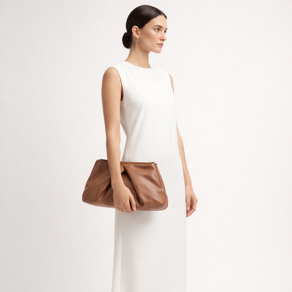 Pliya midi Clutch