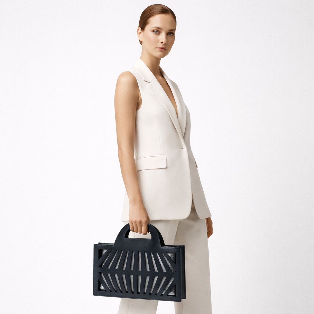 PSYCHE Midi with Metallic Grey Pouch